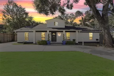1441 Bingle Rd, Spring Valley Village, TX 77055
