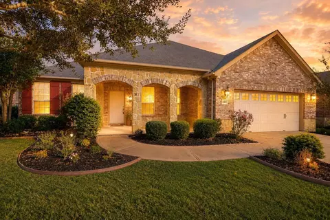 809 Cardinal Flower Dr, Richmond, TX 77469