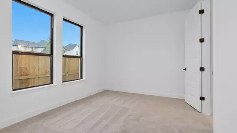 Bedroom - 18019 Serene Haven St, Webster, TX 77598 photo 4 of 5