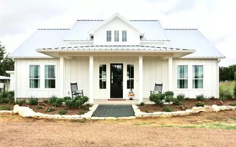 6507 Highway 290 E, Brenham, TX 77833