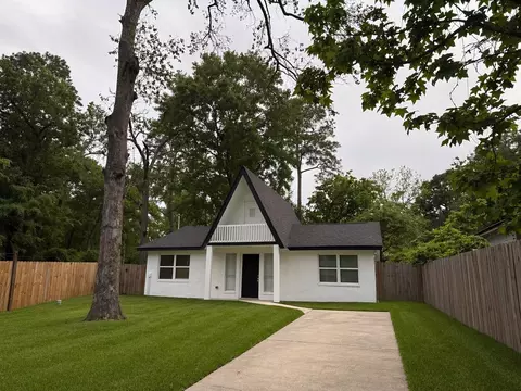 408 Commanche Rd, Montgomery, TX 77316