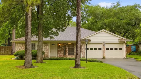 26503 Hillside Dr, Spring, TX 77386