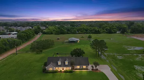 4304 Skinner Ln, Richmond, TX 77406