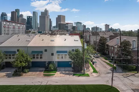 1715 Gillette St, Houston, TX 77019
