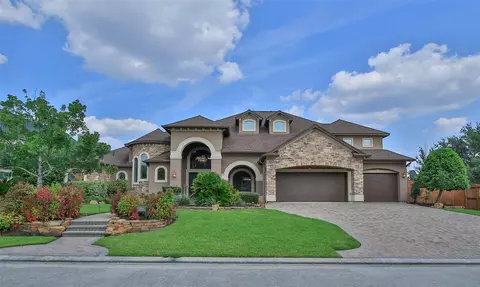 14214 Boerne Country Dr, Cypress, TX 77429