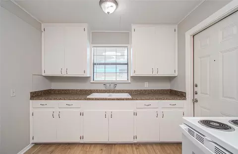 Kitchen - 2802 Windsor Ln, Pasadena, TX 77506 photo 1 of 3