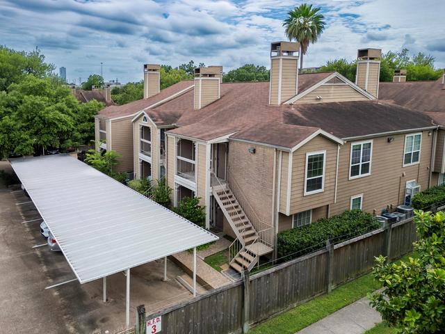 1880 White Oak Dr #176, Houston, TX 77009