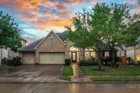 27931 Walsh Crossing Dr, Katy, TX 77494