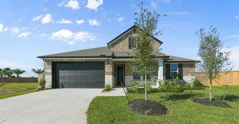 3315 Hidden Mist Dr, Texas City, TX 77568