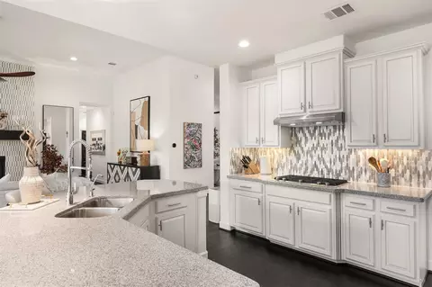 Kitchen - 5515 Elden Trl, Pasadena, TX 77505 photo 3 of 3