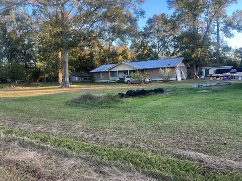 1760 County Road 318, Cleveland, TX 77327