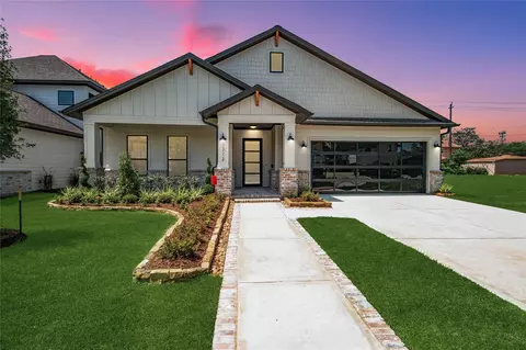 3312 Arbor St, Houston, TX 77004