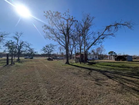 17941 State Highway 36 S, Somerville, TX 77879