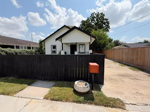 113 Delmar St, Houston, TX 77011