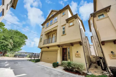 442 N Live Oak St, Houston, TX 77003