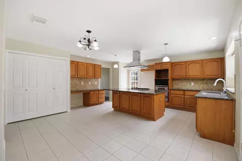Kitchen - 2726 Alderleaf Pl, Spring, TX 77388 photo 1 of 4