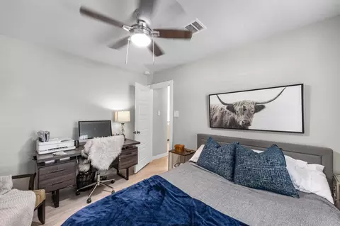 Bedroom - 721 Roaring Falls Dr, Willis, TX 77378 photo 4 of 6