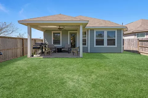 Exterior - 721 Roaring Falls Dr, Willis, TX 77378 photo 4 of 4