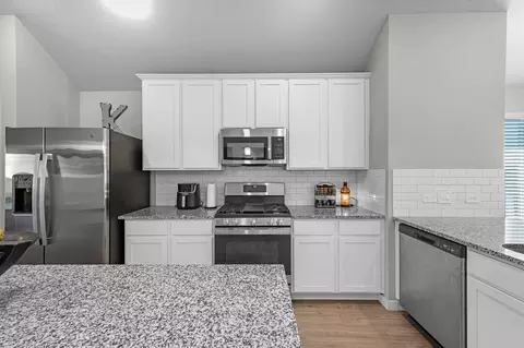 Kitchen - 721 Roaring Falls Dr, Willis, TX 77378 photo 1 of 1