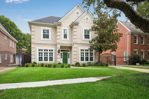 6635 Rutgers Ave, West University Place, TX 77005