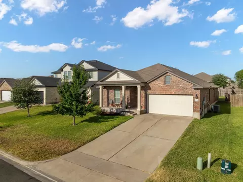 Exterior - 2729 Skinner Dr, Lorena, TX 76655 photo 3 of 5