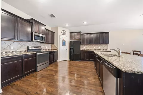 Kitchen - 2729 Skinner Dr, Lorena, TX 76655 photo 2 of 3