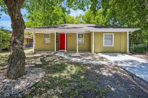 10846 Fairland Dr, Houston, TX 77051