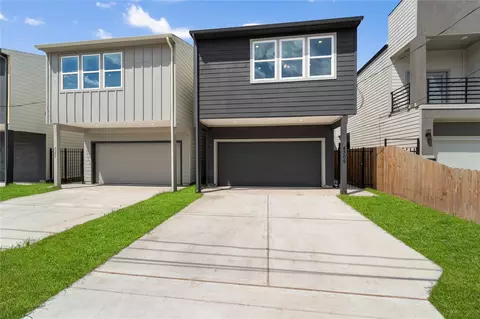4307 Larkspur St, Houston, TX 77051