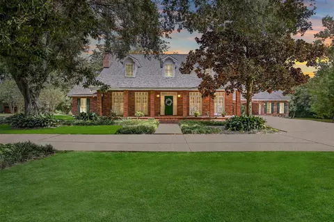 2221 Roy Rd, Pearland, TX 77581