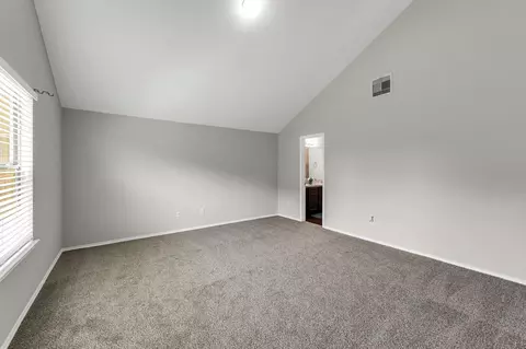 Bedroom - 2107 Naplechase Crest Dr, Spring, TX 77373 photo 2 of 5