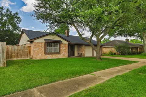 5006 Whispering Falls Dr, Houston, TX 77084