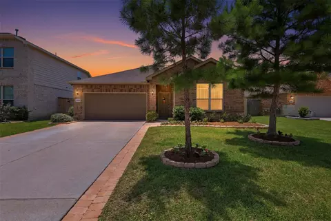 9739 Birdsnest Ct, Spring, TX 77379
