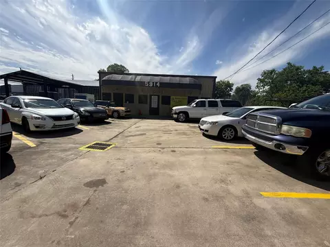 5914 Cullen Blvd, Houston, TX 77021