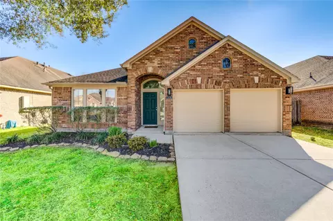 5606 Walnut Glen Ln, Rosenberg, TX 77471