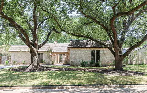 13226 Holston Hills Dr, Houston, TX 77069