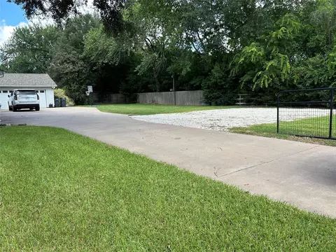 Exterior - 3203 Eula Morgan Rd, Katy, TX 77493 photo 12 of 13