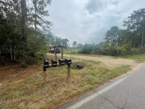 17040 E William Rd, Conroe, TX 77303
