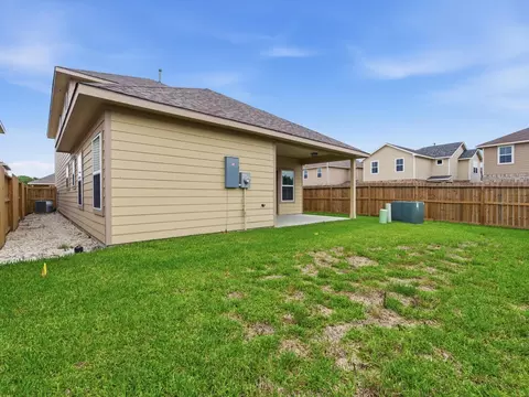 Exterior - 2811 Bowlin Leaf Ln, Houston, TX 77014 photo 6 of 6