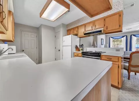 Kitchen - 70 E Post Oak Ln, Shepherd, TX 77371 photo 1 of 4