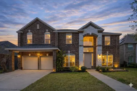 2304 Dolan Falls Ln, Houston, TX 77089