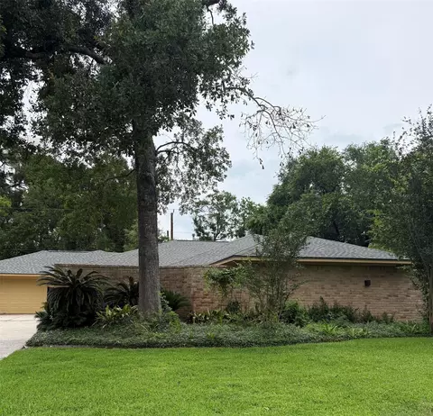 16426 York Minster Dr, Spring, TX 77379