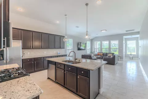 24322 S Newcastle Bay Trl, Spring, TX 77389