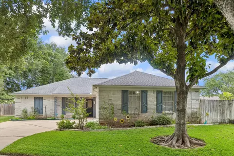 3523 Hidden Creek Dr, Sugar Land, TX 77479