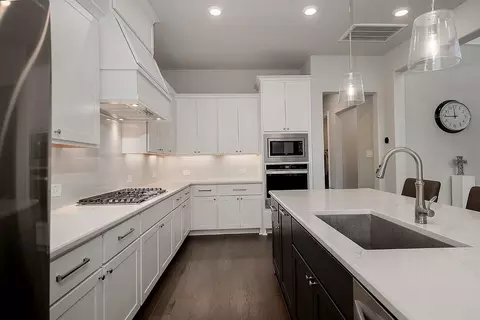 Kitchen - 5361 Cherry Spring Dr, Spring, TX 77386 photo 2 of 3