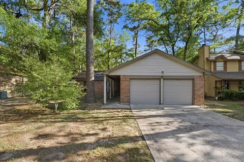 29 S High Oaks Cir, Spring, TX 77380
