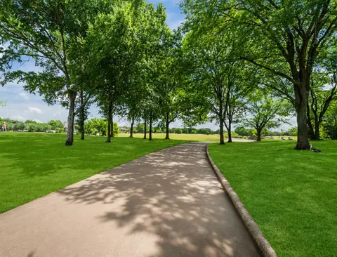8310 Big Bend Dr, Sugar Land, TX 77479