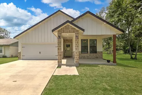 502 S Carroll St, La Porte, TX 77571
