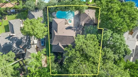 View/Area - 9543 Enstone Cir, Spring, TX 77379 photo 2 of 2