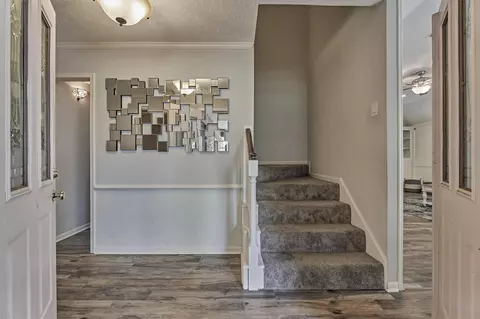 Entry Way - 6522 Castle Pine Ln, Spring, TX 77379 photo 2 of 3