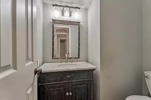 Bath - 6522 Castle Pine Ln, Spring, TX 77379 photo 5 of 6